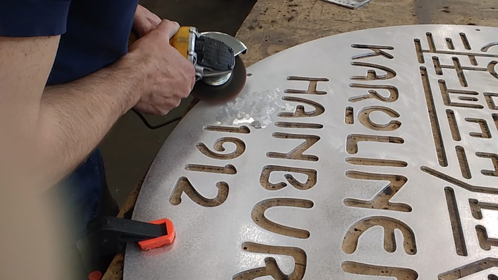 Orientačný systém, svetelné logo