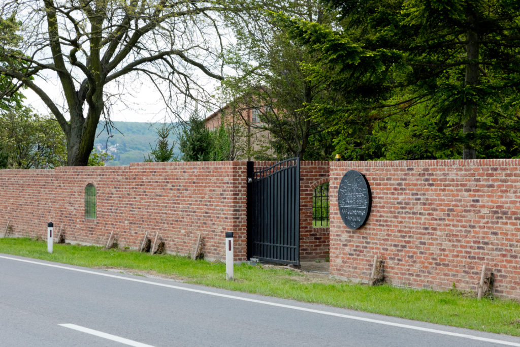 Orientačný systém, svetelné logo