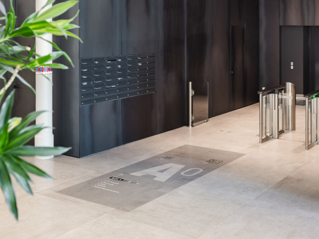 Pradiareň 1900, informačný systém na prízemí, blok A